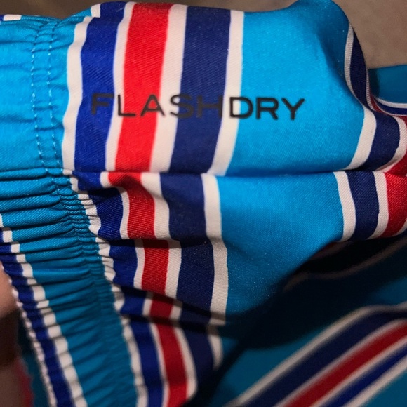 The North Face Boys Flash Dry Swim Shorts - Picture 6 of 6